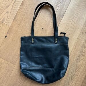 Maple Rose Leather - The Westcombe Signature Bag - Black Leather Tote - EUC